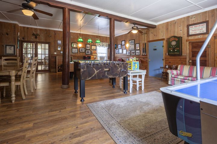 Blackbeards Lodge