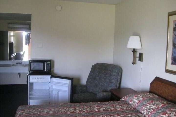 Room 19 of 23
