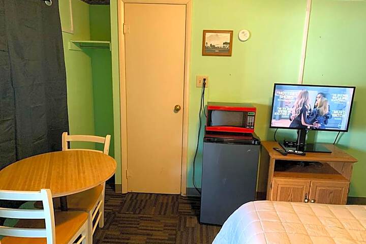 Tour Inn Motel