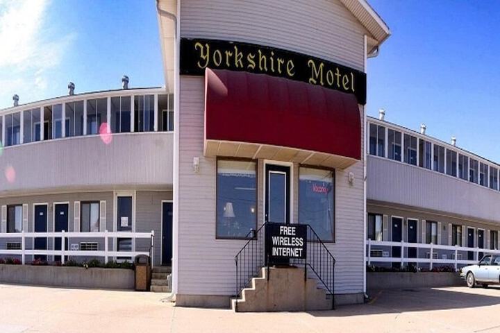 Hotel 4 of 14