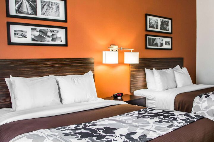 Room 18 of 36