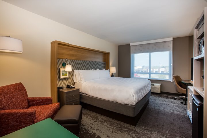 Holiday Inn Gulfport Airport by IHG