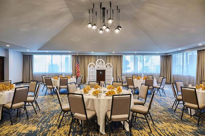 DoubleTree by Hilton Buena Park