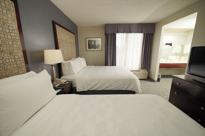 Room 48 of 70