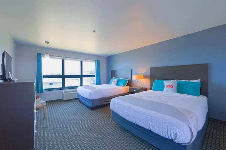 Waves Hotel NYE Beach - Newport OR