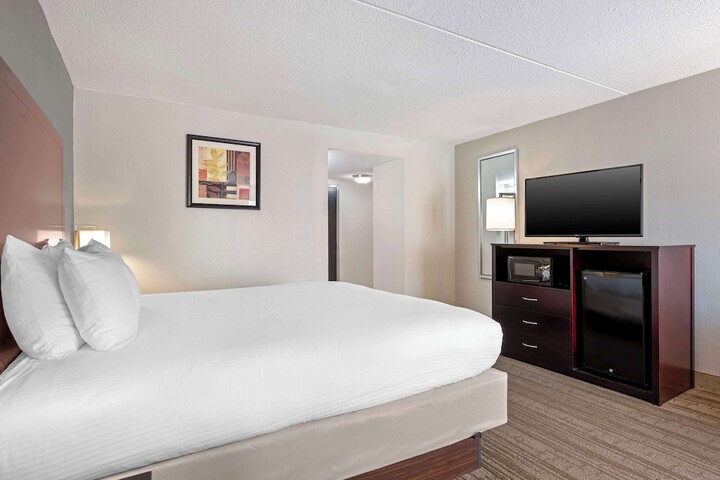 Best Western Ashbury Inn