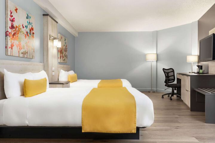Room 20 of 35