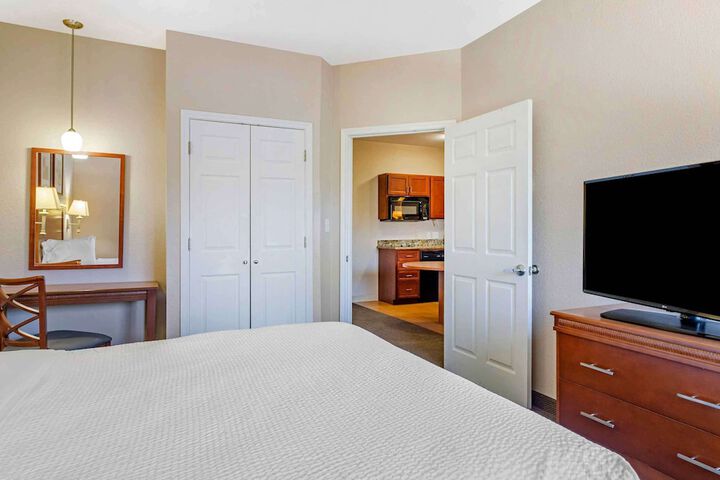 Room 19 of 41