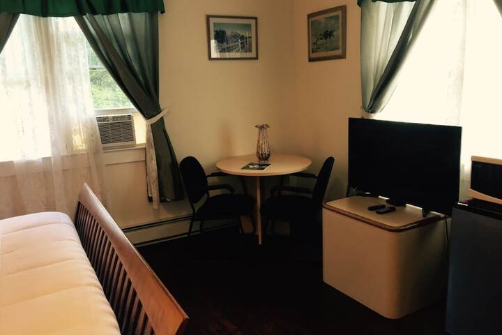 Room 63 of 82