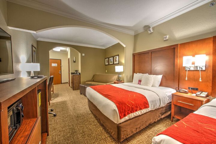 Room 15 of 34