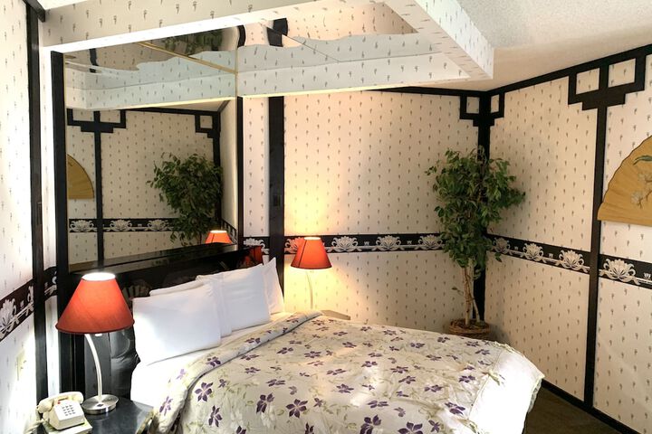 Room 92 of 334