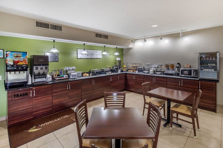 Sleep Inn & Suites Allendale
