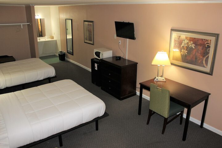 Room 15 of 16