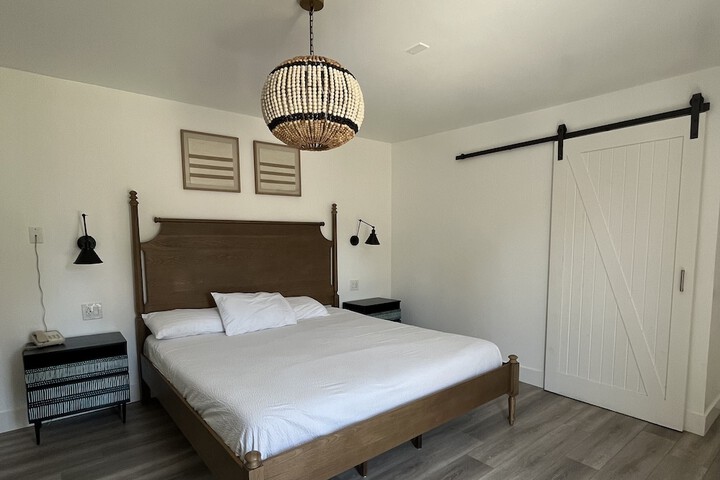 Room 14 of 34