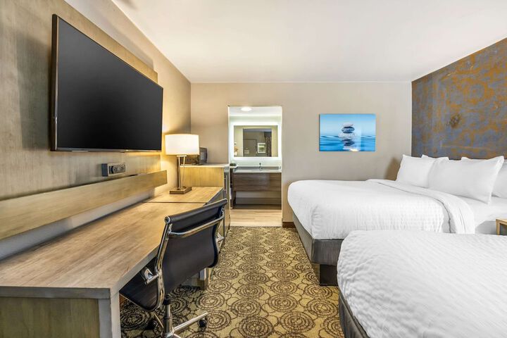 Room 48 of 80