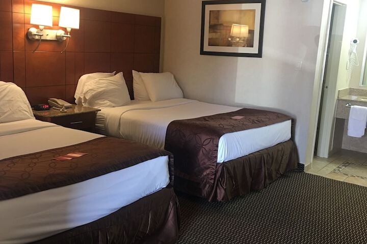 Room 35 of 60