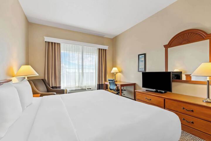 Room 17 of 49