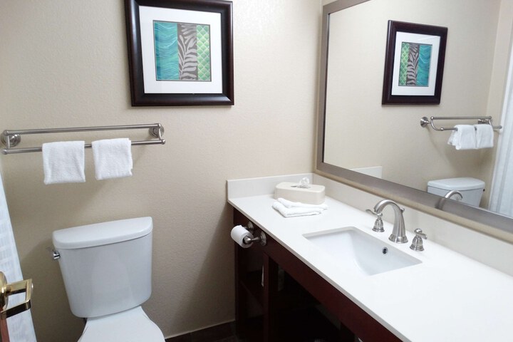Best Western Warren Hotel