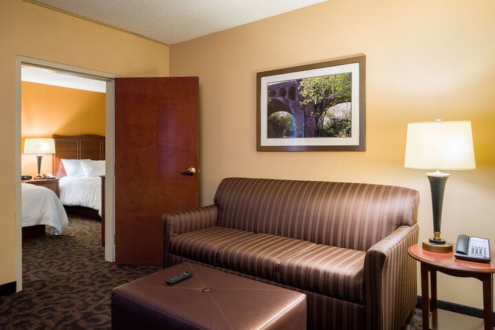 Room 20 of 34