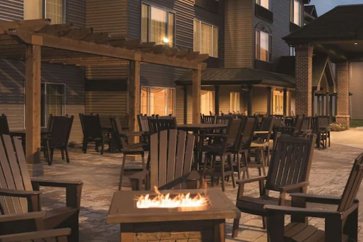 Terrace/Patio 24 of 26