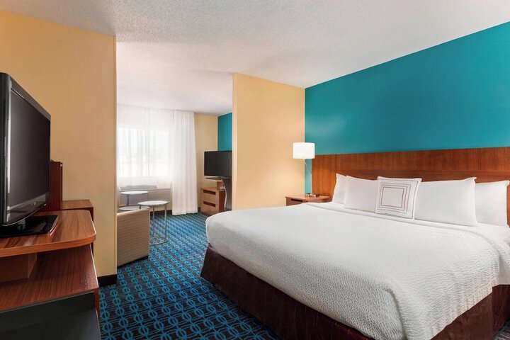 Room 15 of 23