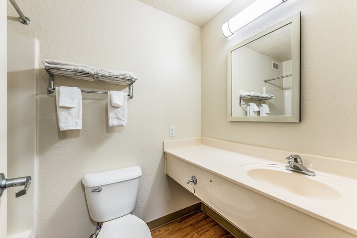 Room 19 of 25