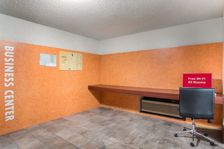 Business Center 42 of 42