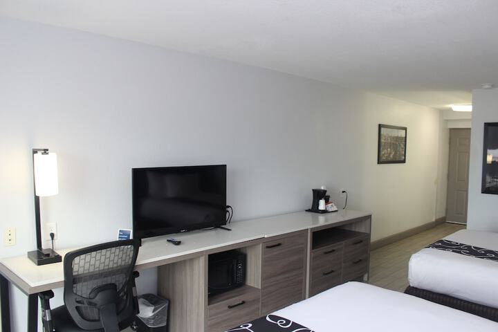 Room 68 of 84