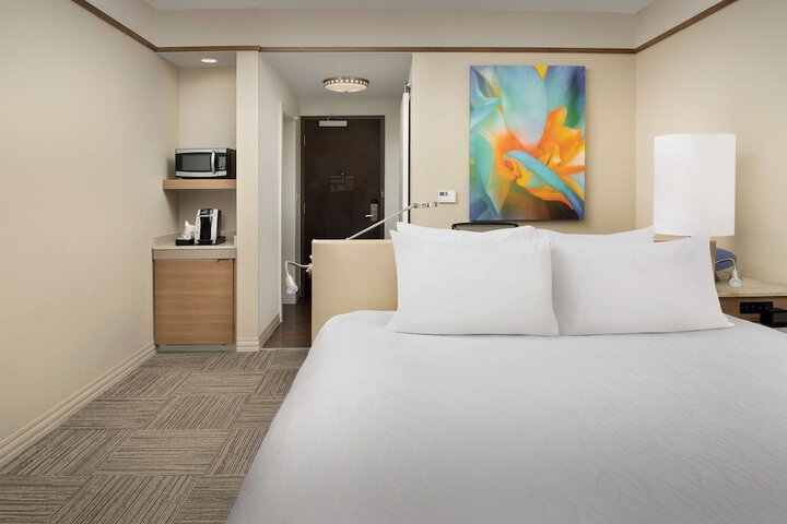 Room 38 of 48