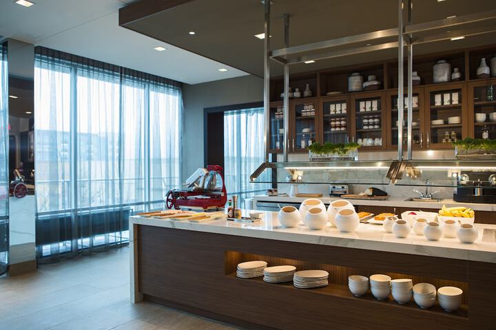 AC Hotel by Marriott Cincinnati at Liberty Center