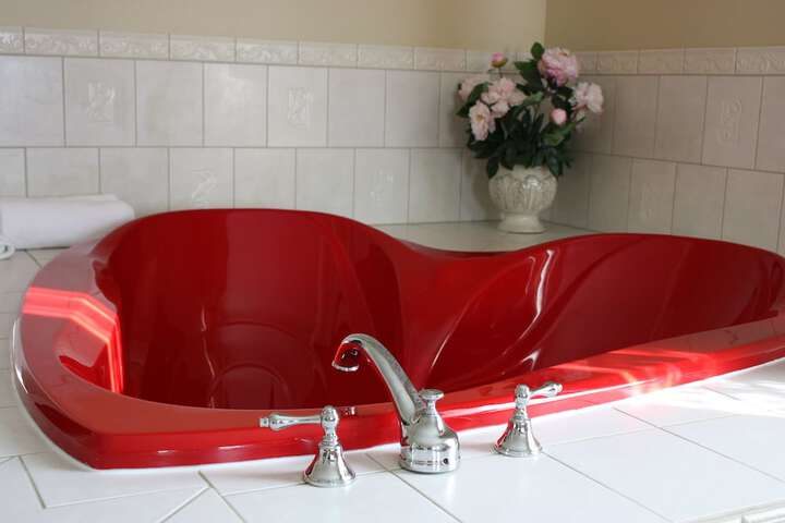Hot Tub 132 of 137