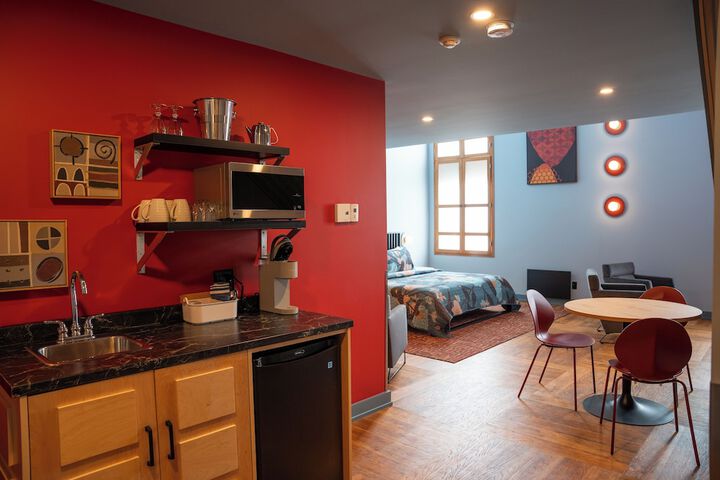 Room 42 of 50