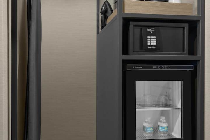 AC Hotel by Marriott Miami Dadeland