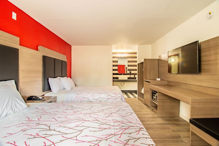 Room 16 of 27