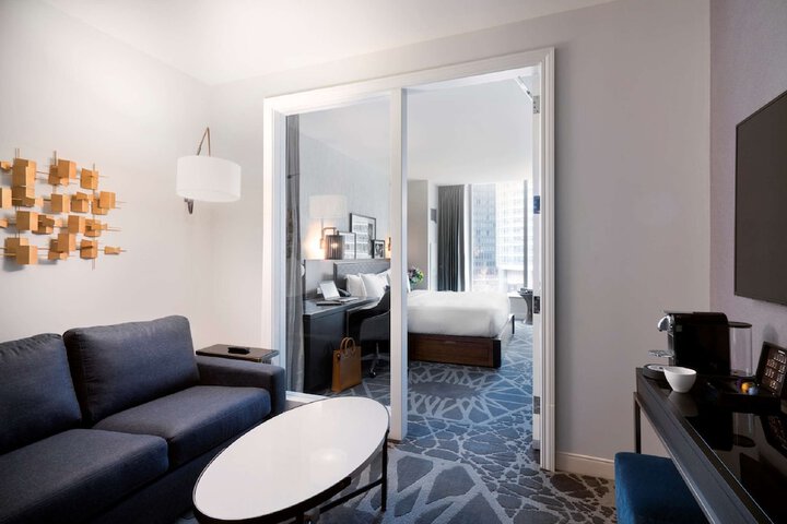LondonHouse Chicago Curio Collection by Hilton