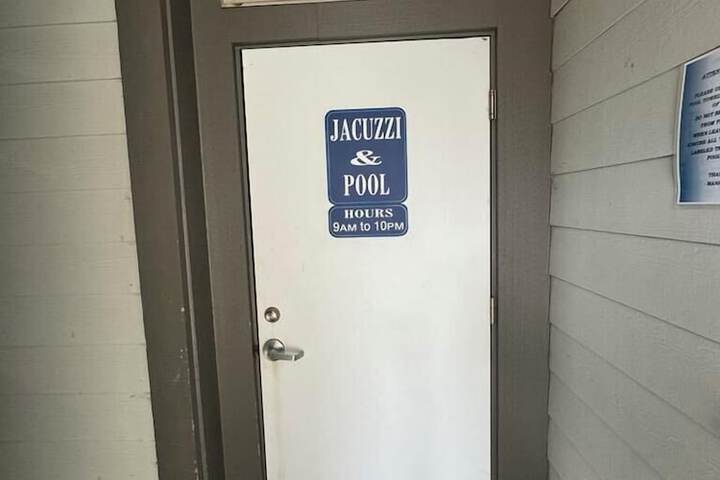 Pool 14 of 233