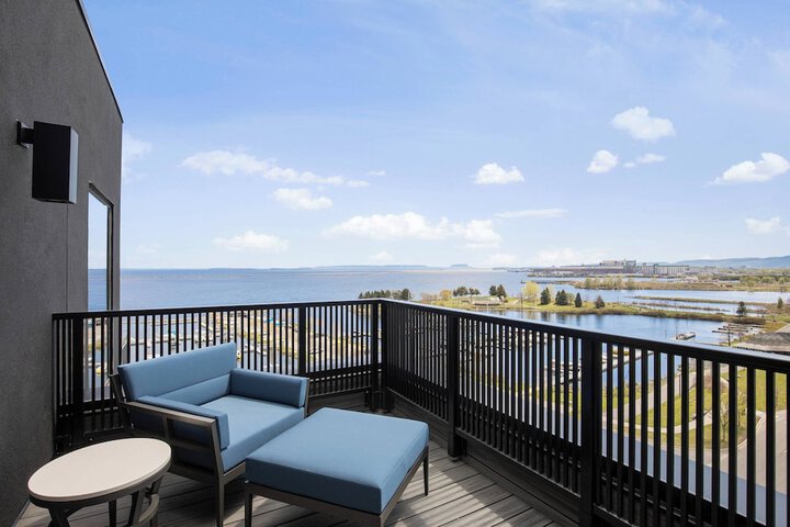 Delta Hotels by Marriott Thunder Bay