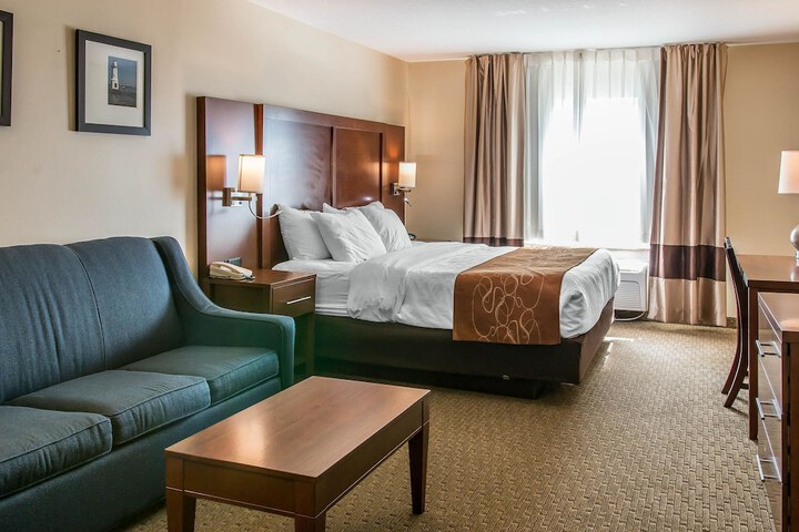 Room 30 of 42