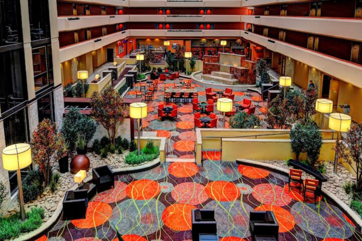University Plaza Hotel and Convention Center Springfield