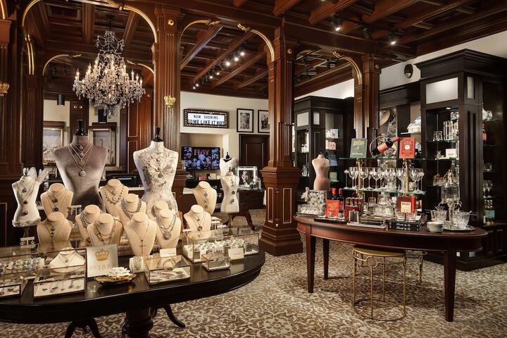 Gift Shop 156 of 162
