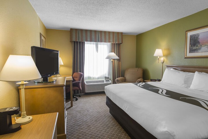 Room 22 of 50