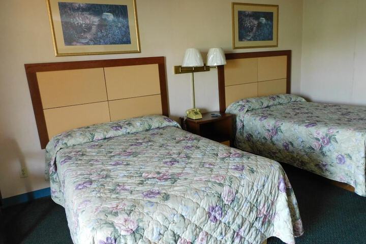 Room 19 of 38