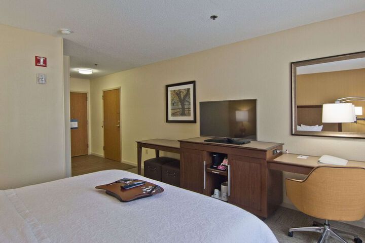 Room 44 of 74