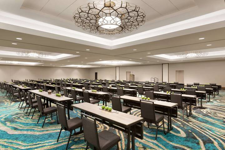 Embassy Suites by Hilton Boulder