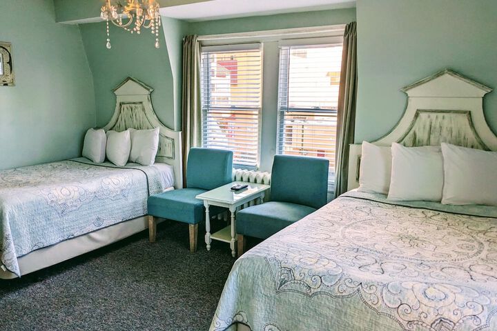 Room 90 of 119
