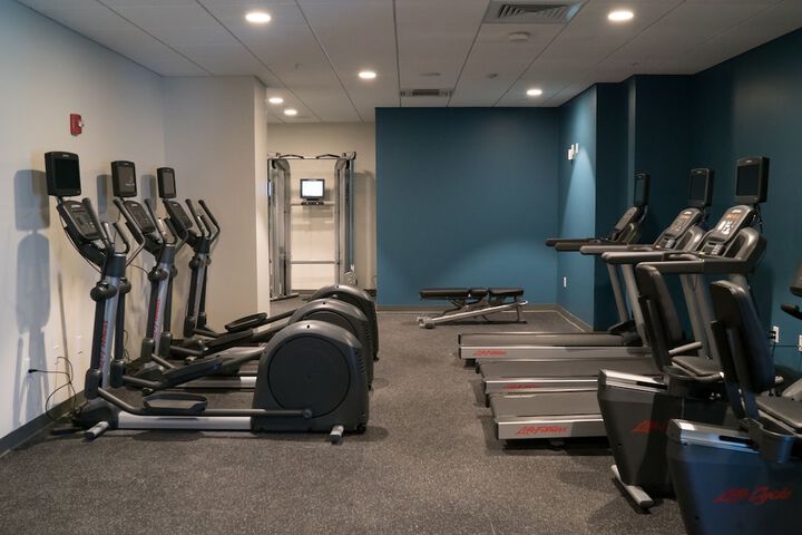 Holiday Inn Express & Suites Panama City Beach - Beachfront by IHG