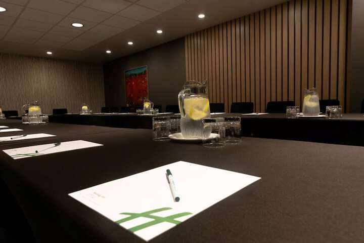 Holiday Inn Toronto Downtown Centre by IHG