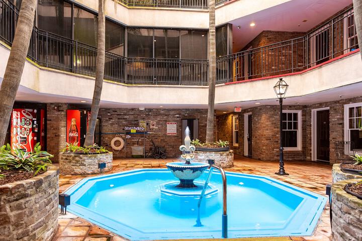 Pool 12 of 48