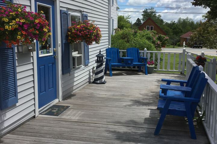 Isleview Motel and Cottages