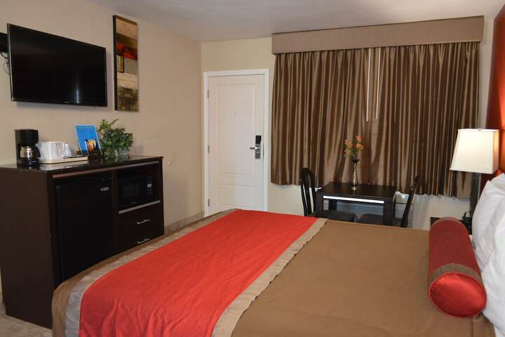 Room 15 of 64